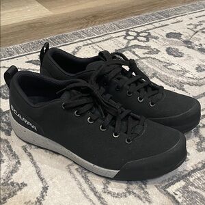 Scarpa Spirit Sneakers